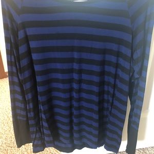 Long sleeve boutique lightweight top